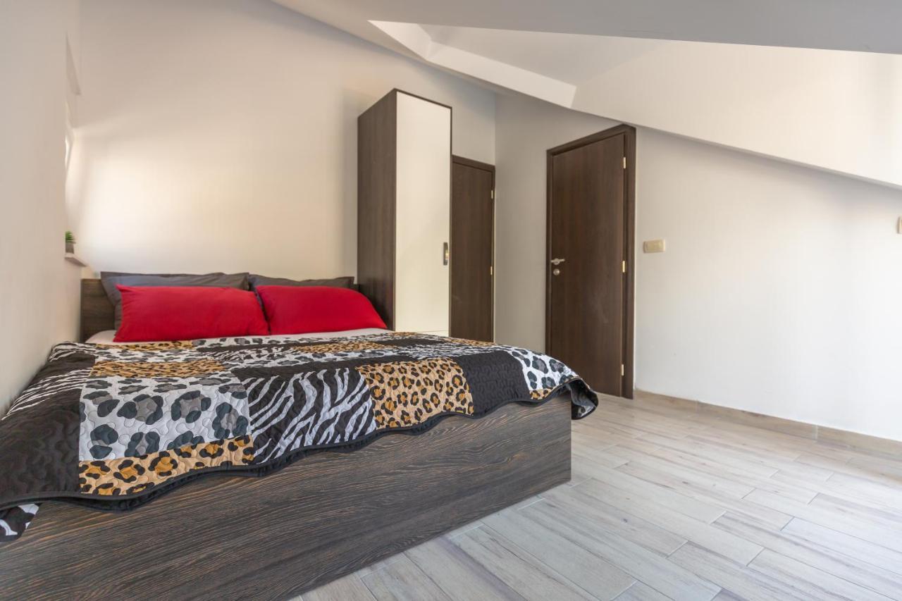 Ferdo 2 Apartment Makarska Exterior photo